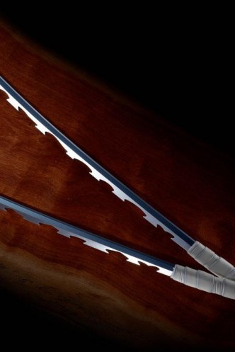 Kimetsu no Yaiba - Réplica 1:1 Espadas Nichirin Inosuke Hashibara Proplica