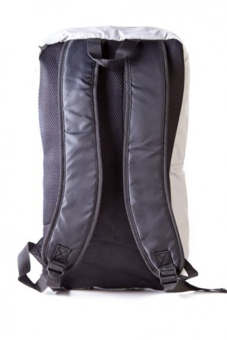 Mochila - Nintendo - Mando NES "Famicom"